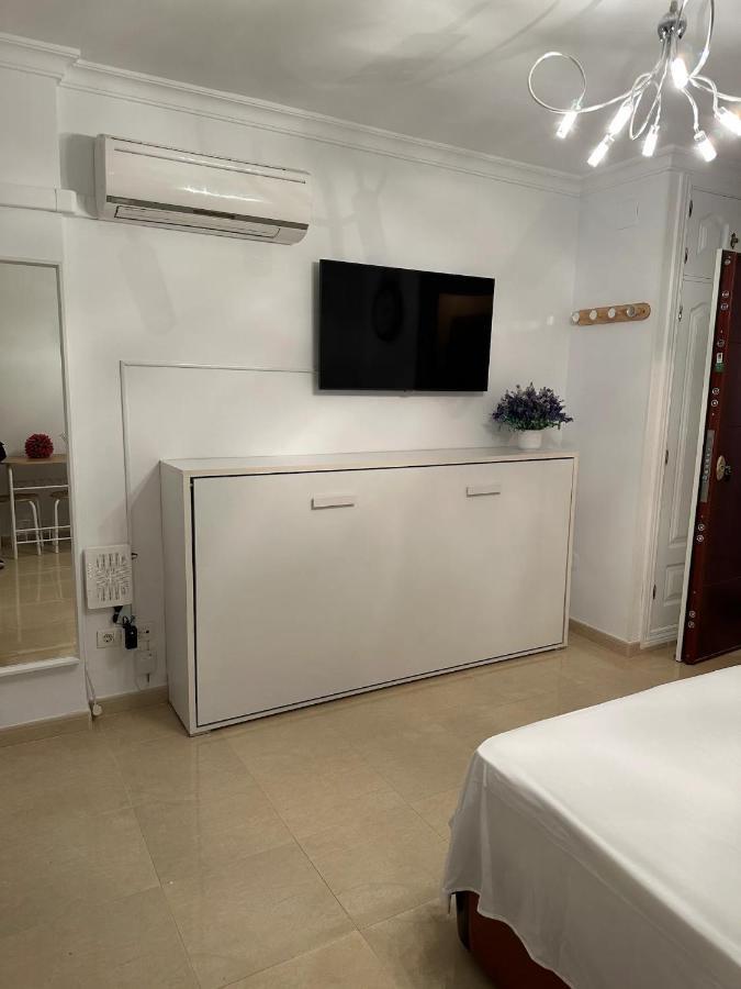 Estudio Turistico En Benalmadena A 200 Mts Del Mar Exterior photo